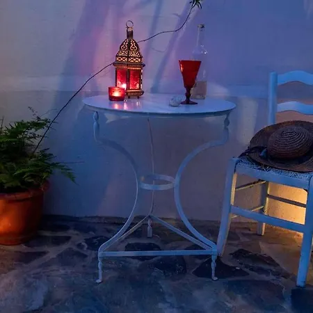 Apartment Ellie's Vintage House