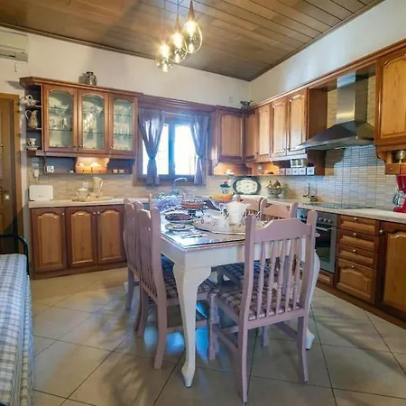 Apartment Ellie's Vintage House