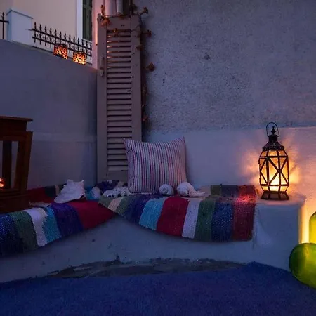 Ellie's Vintage House Galaxidi