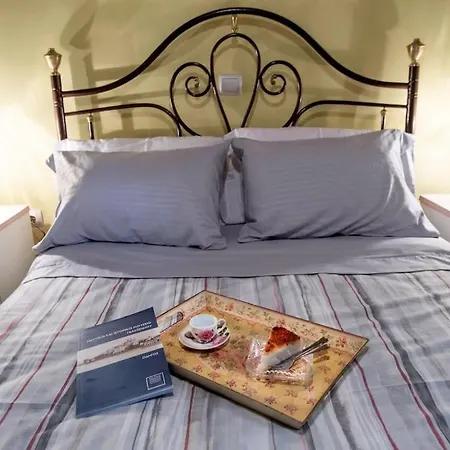 Apartment Ellie's Vintage House *